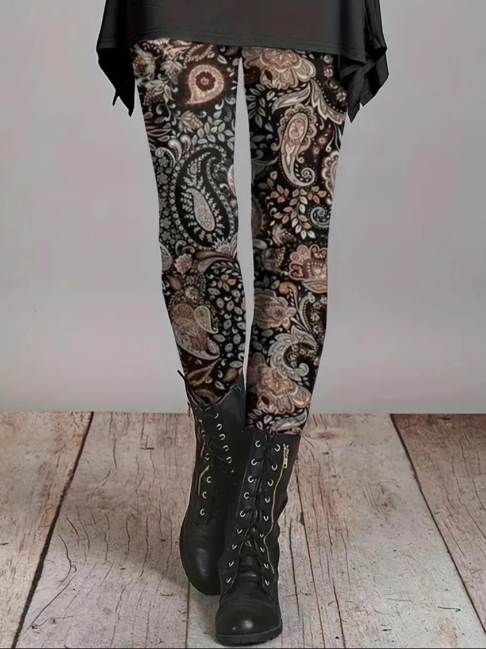 Boho Paisley Print Skinny Leggings - Picture 3 of 8